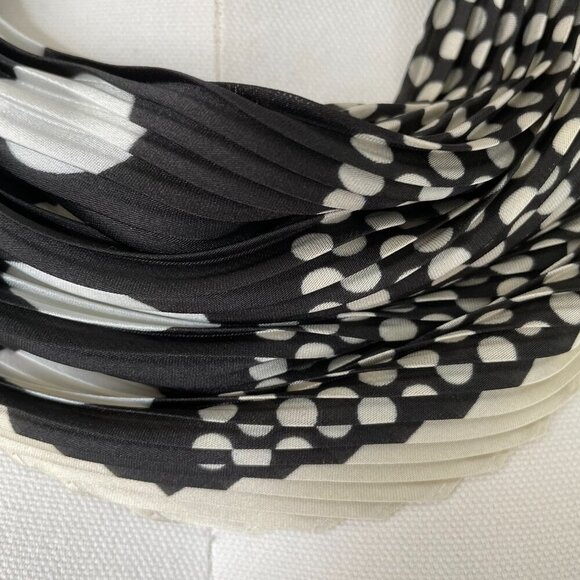 Laura Contemporary Polka Dot Pleated Scarf Accordion Style Blk Wht Tan OS - Picture 2 of 8